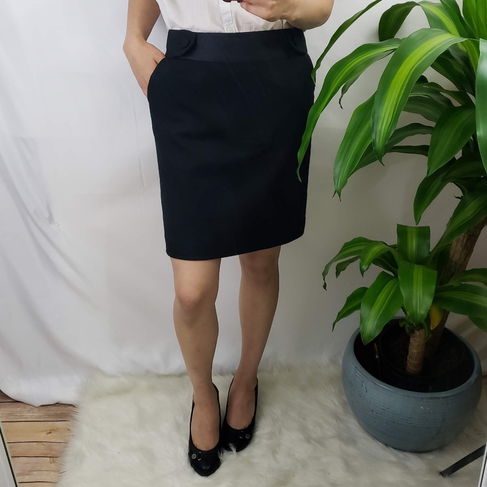 Banana Republic Black Pencil Skirt Size 2